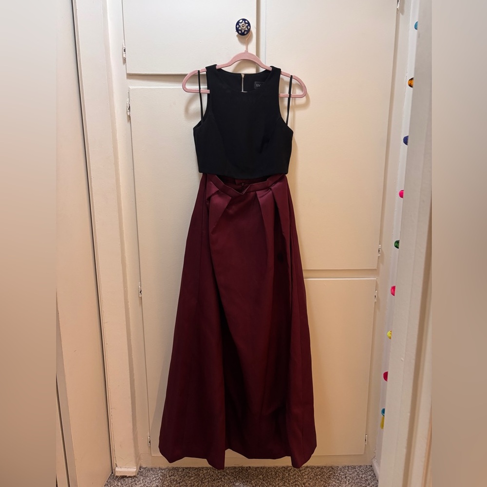 Xscape Black and Burgundy Evening Dress Set